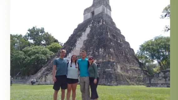 Tikal-Ausflug: ab Mundo Maya Flughafen in Flores
