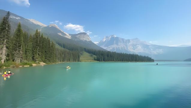 Banff in-depth join-in tour: Lake Louise - Emerald Lake - Natural Bridge - Johnston Canyon