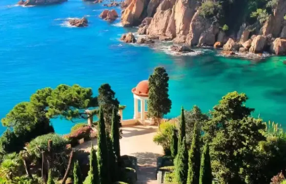 巴塞隆拿 Blanes植物園+聖心聖殿包車一日遊【中文司機】