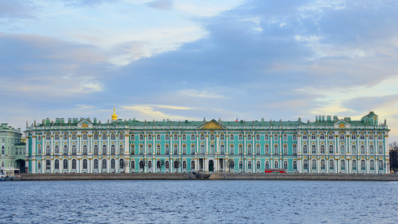 Classic 1-day tour with private charter in Saint Petersburg city center