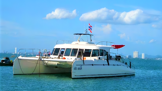 Pattaya 3 Island Luxury Catamaran Cruising Day Tour