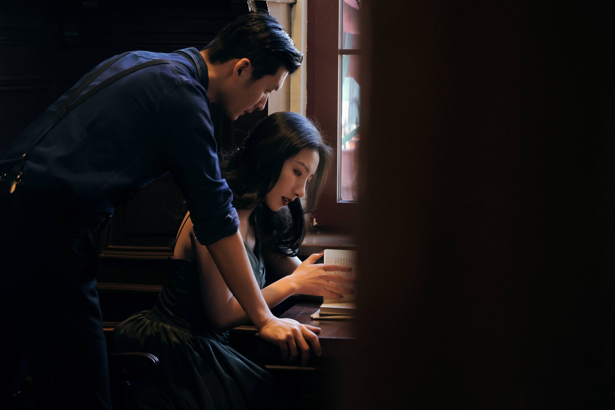 Zhijin Reisefotografie[Hochzeitsfoto-Minifilm mit Drohnenaufnahmen in der Zhijin-Höhle / Hochzeitsfotografie / Make-up und Kleidung / Privattransfer und Reiseleiter nach Maß]