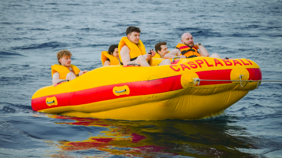 Wassersport-Erlebnis bei Caspla auf Nusa Penida