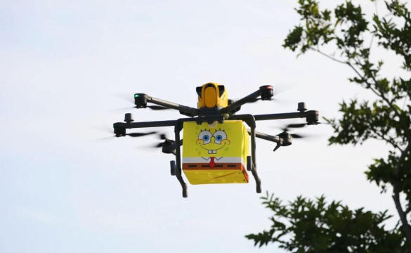 【深圳科技一日遊】無人機配送+機械人餐廳+無人機體驗+華強北