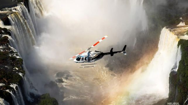 伊瓜蘇瀑布一日遊：一日暢遊巴西與阿根廷