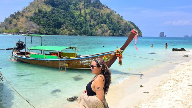 จากไร่เลย์: ทัวร์เรือหางยาวส่วนตัว 4 ชั่วโมงไปเกาะปอดะและเกาะไก่