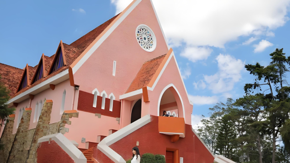Tour khứ hồi Nha Trang | Hồ Xuân Hương + Biệt thự Hằng Nga Đà Lạt + Tu viện Mary + Thuê xe riêng khám phá chợ đêm