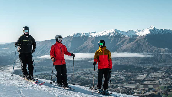 Three ski fields to choose from in Queenstown/Christchurch, South Island, New Zealand [Coronet Peak/The Remarkables/Mt Hutt | optional ski equipment rental/beginner package/round-trip shuttle]