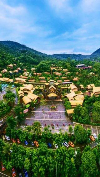 From Sanya: Hainan Binglanggu 1-day tour (includes admission ticket + sightseeing bus + Binglang Ancient Rhyme performance + transfer service)