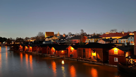 Finland Helsinki + Bandar Lama Zaman Pertengahan Porvoo lawatan sehari - Terpilih