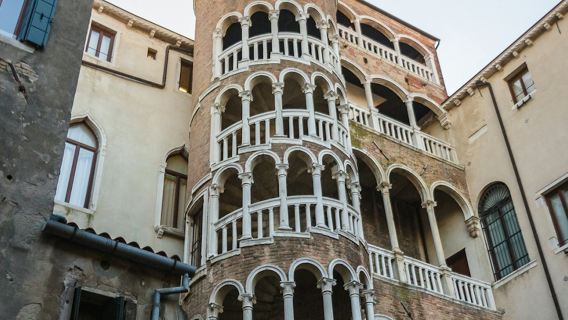 Venice: San Marco to Rialto Guided Walking Tour + Spritz