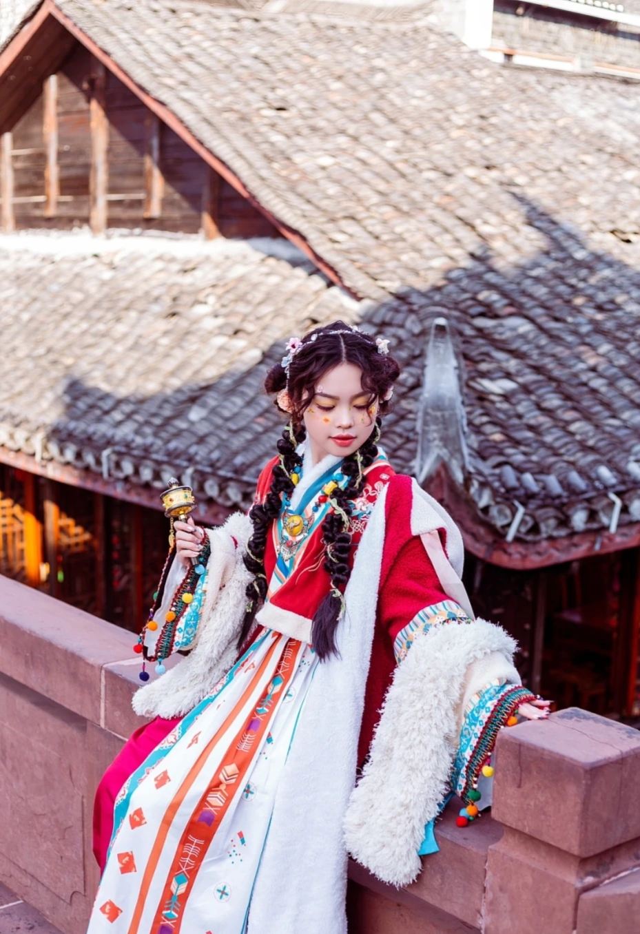 Kangding Trip Moments[Driver-guide + travel photography + wedding aerial microfilm + makeup & costumes + customized itinerary + all photos included]