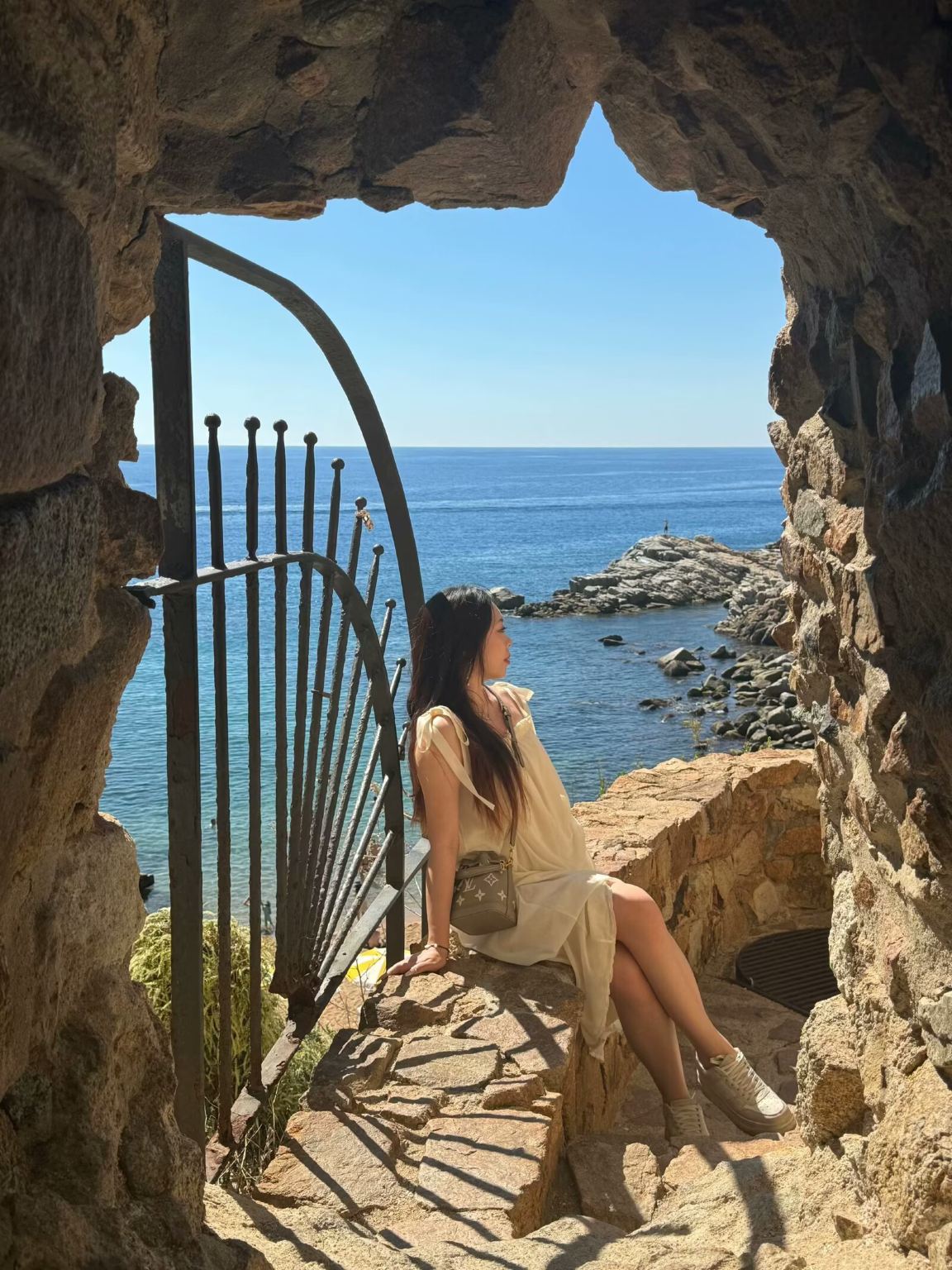 巴塞隆拿【濱海托薩+布拉內斯地中海花園一日遊】