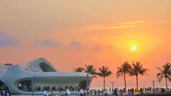 ไหโข่ว|ขี่ม้าถนนเก่า|หอนาฬิกาไห่โข่ว|สวนสาธารณะแห่งสหัสวรรษ|ตลาดกลางคืนไห่หนานเหมินทัวร์วันเดียว/ทัวร์หลายวันxx