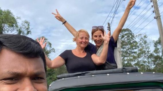 KandyTours