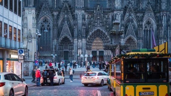 德國一日遊:阿姆來回-科隆-萊茵河畔-霍亨索倫橋深度遊