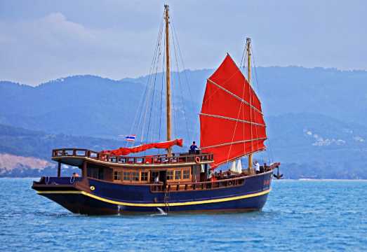 Koh Phangan Red Baron Brunch Sailing Tour from Koh Samui