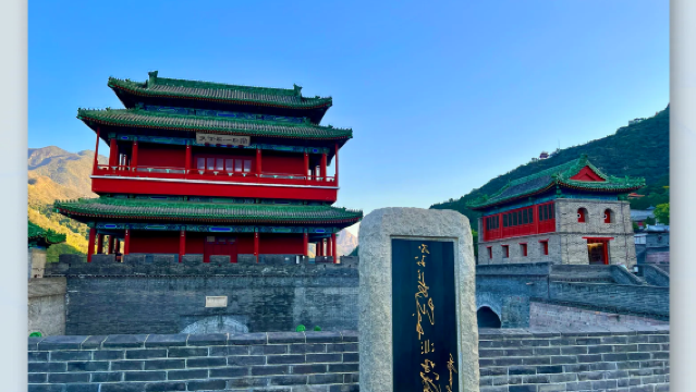 Juyongguan Great Wall + The Ming Tombs 10-hour private charter + guide one-day tour|Legally operated Beijing B-licensed vehicle