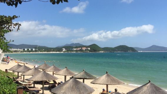 Private charter/business/customizable tour vehicles with Chinese-speaking service in various cities across Kenya