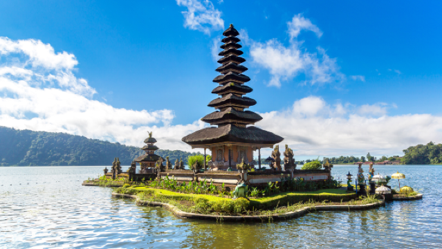 Bali Instagram Tour (See + Wasserfall + Bali Handara Gate)