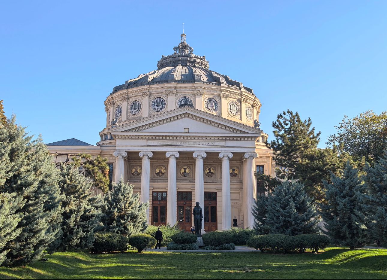 1-day private charter tour in Bucharest, Romania