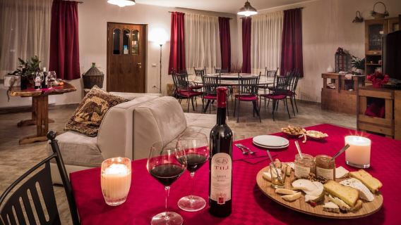 Assisi: Degustazione di vini e formaggi biologici
