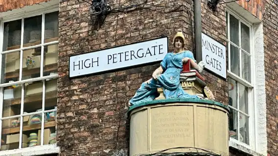 ยอร์ก: ทัวร์ชมอัญมณีแห่งประวัติศาสตร์และชิมช็อกโกแลตยอร์ก