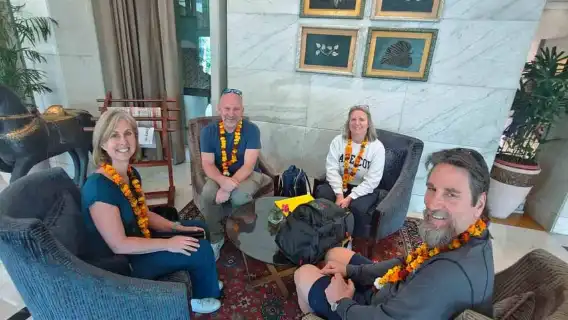 デリー発：旧デリーと新デリーの終日市内観光。