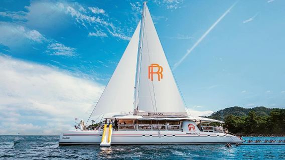perjalanan satu hari Pulau Phuket Emperor + Pulau Karang, kapal layar, Snorkeling, dan Racha