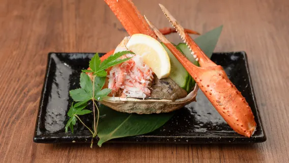 Nagoya Cangrejo de Plata - ¡Paquete de buffet con cangrejo de nieve 2L y cangrejo rojo de nieve! <Total de 63 platos>