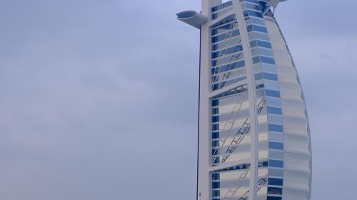 Dubai Shimmers popular restaurant reservation service 3