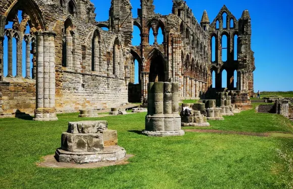 約克來回【哥特小鎮】惠比特+鹽燒小鎮包車一日遊【中文司機】