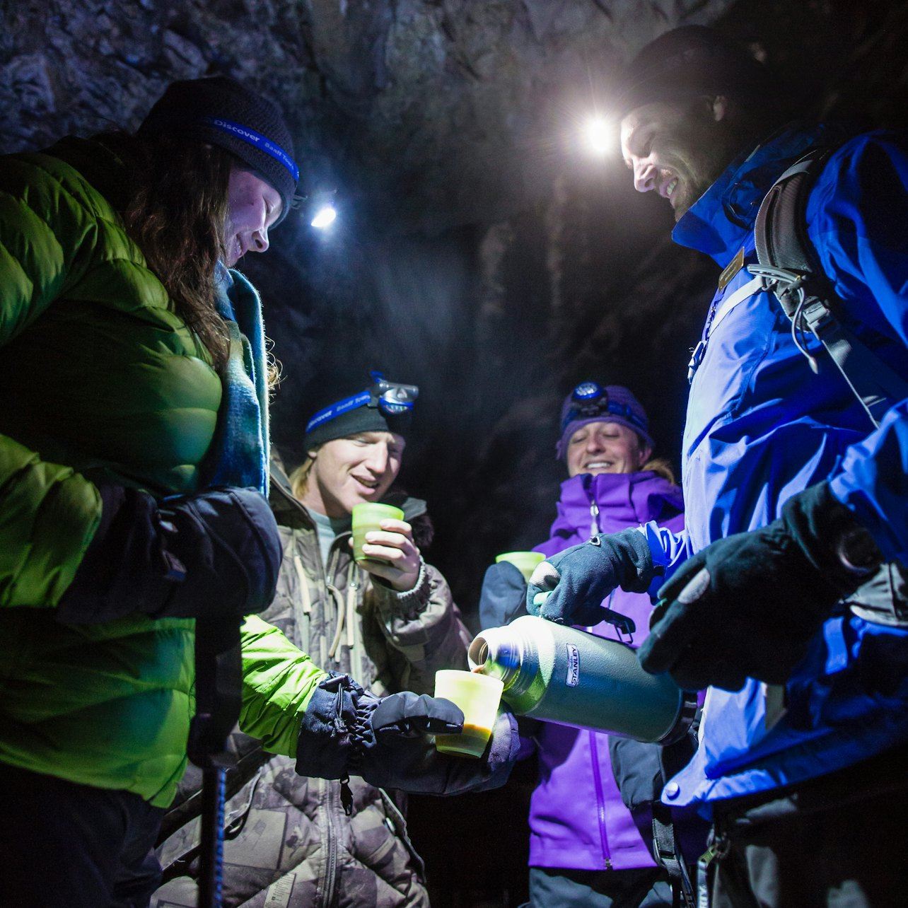 Abendlicher Eisspaziergang im Johnston Canyon