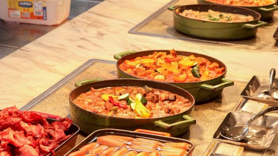 Buono per colazione a buffet al ristorante Xuri del Courtyard by Marriott Taipei