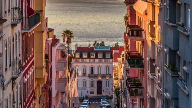 葡萄牙里斯本老城經典與阿爾法瑪漫步【包車一日遊】