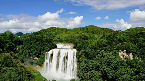 貴州貴陽黃果樹瀑布+陡坡塘+天星橋一日遊【8人小團上門接送】