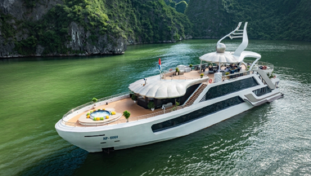 Serenity Grandeur 5-star Day Cruise | A day trip to Cat Ba Island and Lan Ha Bay