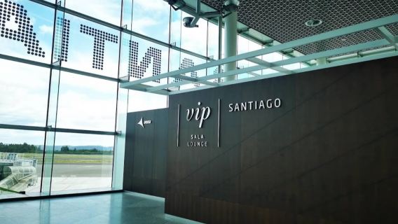 Bono de uso para la sala VIP del Aeropuerto SCQ de Santiago de Compostela (espera VIP/escala/descanso/comida)