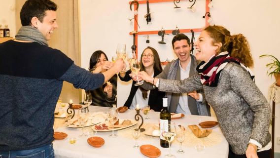 Seville: Morning Market & Tapas Tour