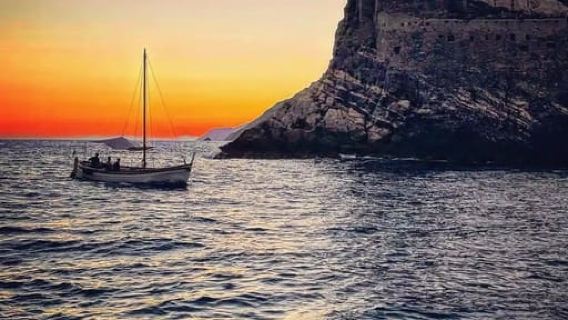 Sunset Boat Tour in Portovenere & Palmaria