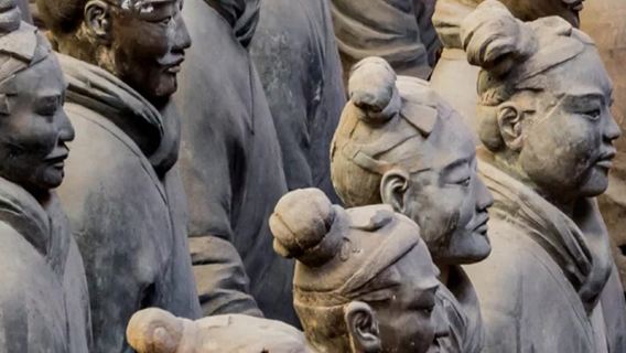 China Shaanxi Xi'an Qin Shi Huang Mausoleum Museum (Terrakotta-Krieger) Tagesausflug+ Huaqing Palast Kleingruppentour