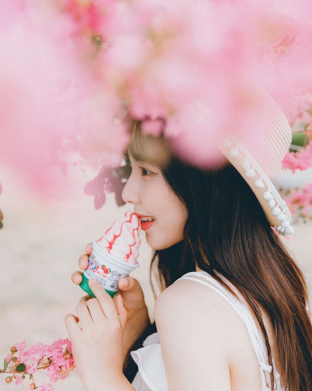 Jiujiang Trip Moments[Driver-guide plus travel photography + aerial microfilm + makeup & costumes + itinerary customization + unlimited group size]