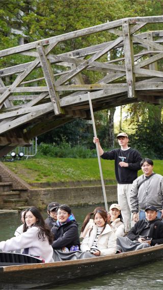 英國劍橋大學遊船45分鐘【帥氣船夫英文導覽】英文導覽