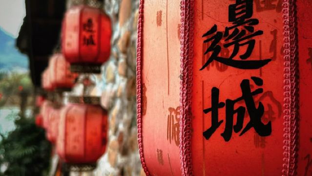 1-day Small Group Tour (15 people) to Border Town Chadong + Furong Town + Miao Village (Departing from Ancient Town of Fenghuang)