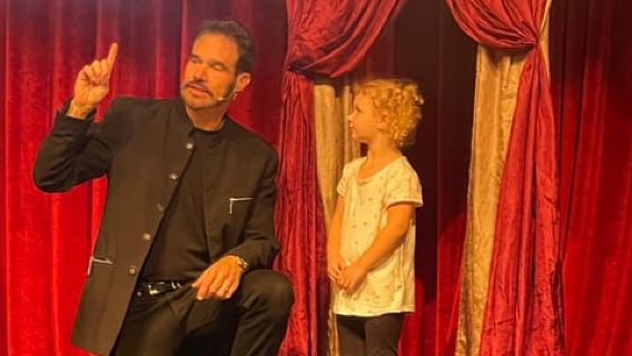 Branson: Cabaret Comedy Magic Dinner Show