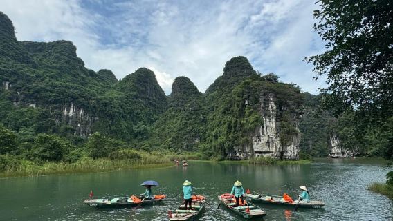 Hoa Lu, Trang An and Mua Cave Full-day Tour