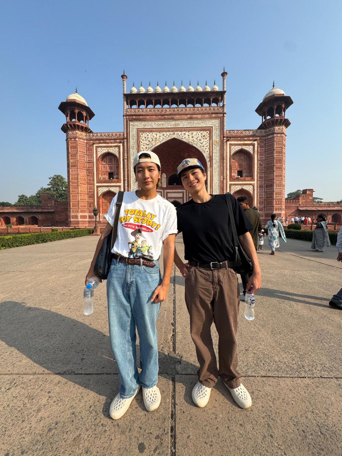 From Delhi: Taj Mahal & Agra Fort Tour by Gatimaan Express Train