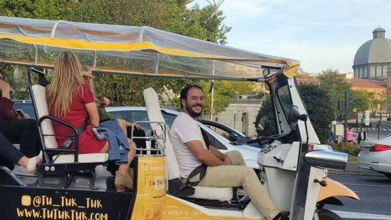 Madrid: tour guidato di 1 ora in tuk tuk elettrico