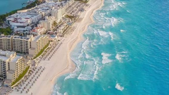 Tour di un giorno a Cancun, Messico con noleggio con conducente esclusivo: Museo Subacuático, Parco Xcaret e Spiaggia di Cancun