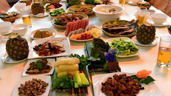 Xishuangbanna Lancang-Mekong River Song and Dance Bonfire Party: A Carnival of Six Nations' Cultures